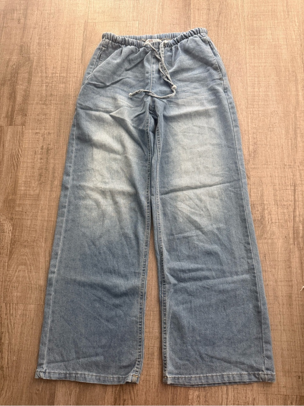 Vanilla Star medium wash Wide-Leg Drawstring Jeans
